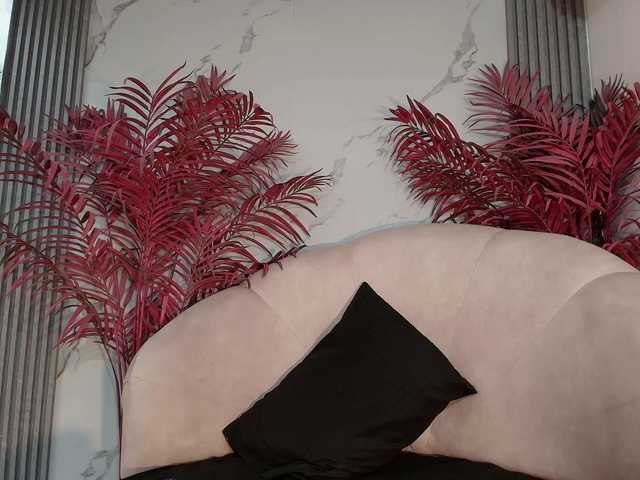 LizzyRaven live cam on BongaCams