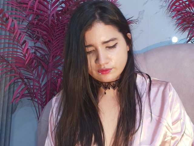 LizzyRaven live cam on BongaCams