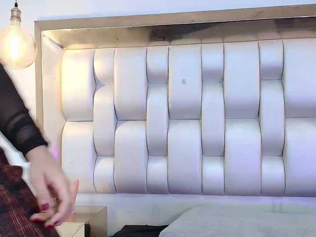 LizzyRaven live cam on BongaCams
