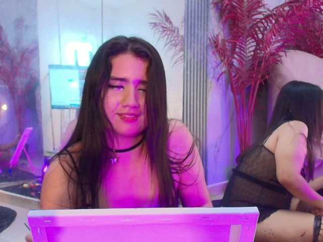 LizzyRaven live cam on BongaCams