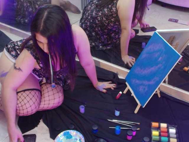 LizzyRaven live cam on BongaCams