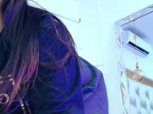 LizzyRaven live cam on BongaCams