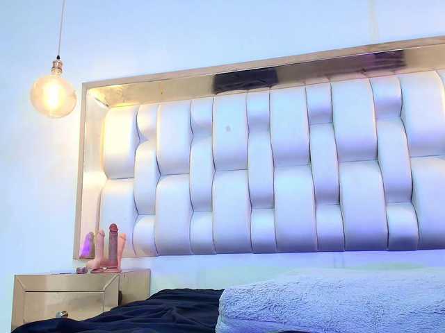 LizzyRaven live cam on BongaCams