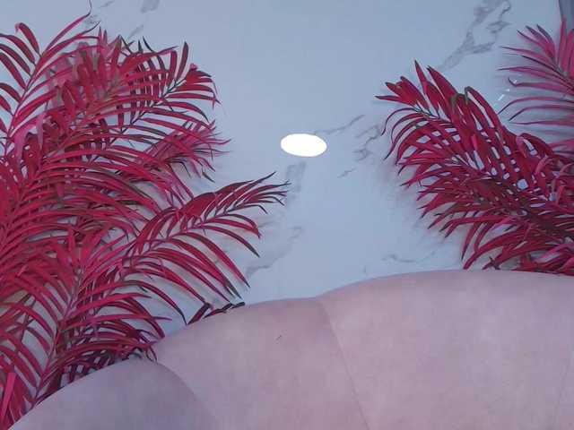 LizzyRaven live cam on BongaCams