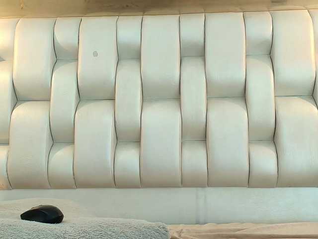 LizzyRaven live cam on BongaCams