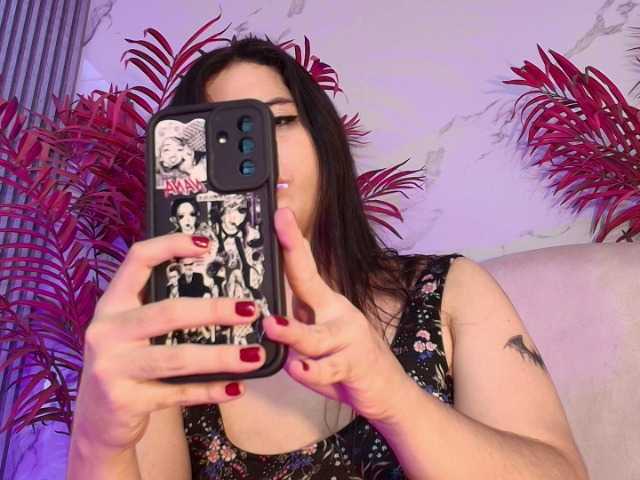 LizzyRaven live cam on BongaCams