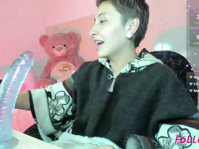 novabluee live cam on BongaCams