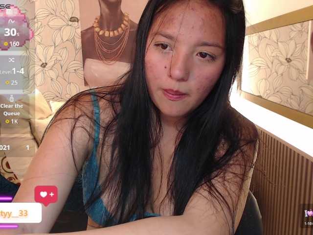 Lutty-kimh live cam on BongaCams