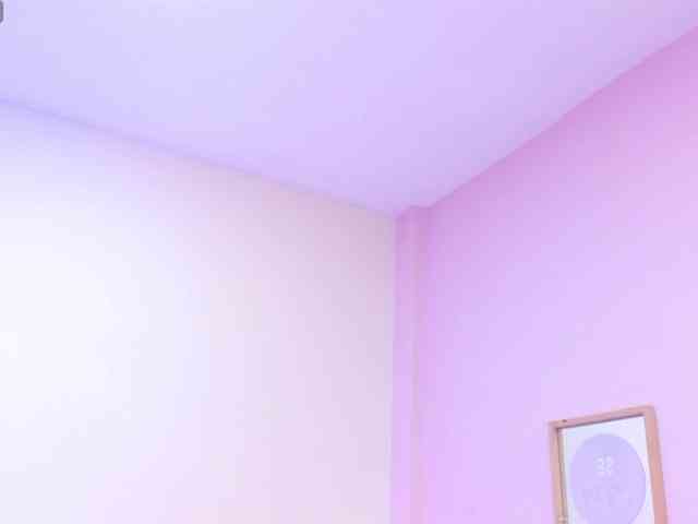 Evaa-Holly webcam