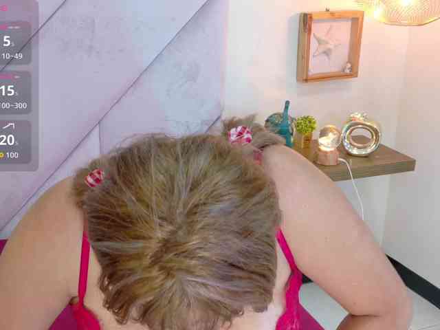 Evaa-Holly webcam