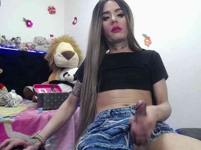 MiaVelvets Live Webcam on BongaCams