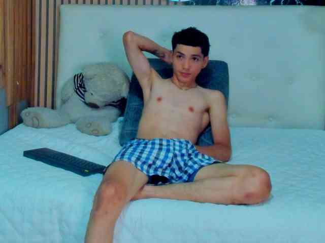 CoupleNextDoorX Sex Cam Show