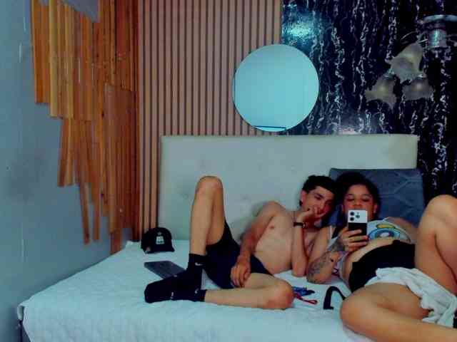 CoupleNextDoorX Sex Cam Show
