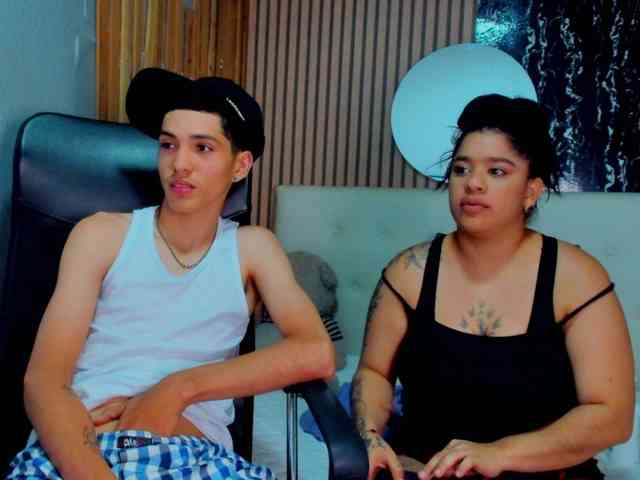 CoupleNextDoorX Sex Cam Show