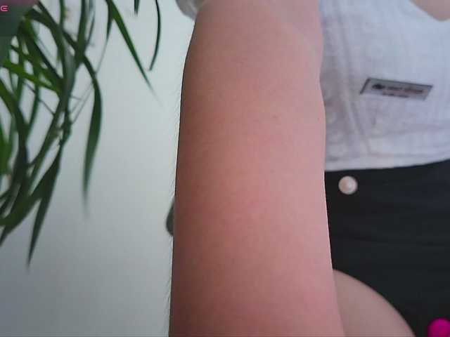 Olivia086 live cam on BongaCams