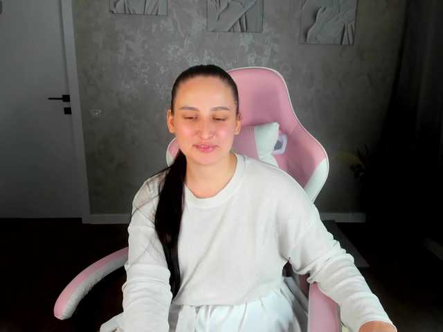 Elizabet-Collins live cam on BongaCams