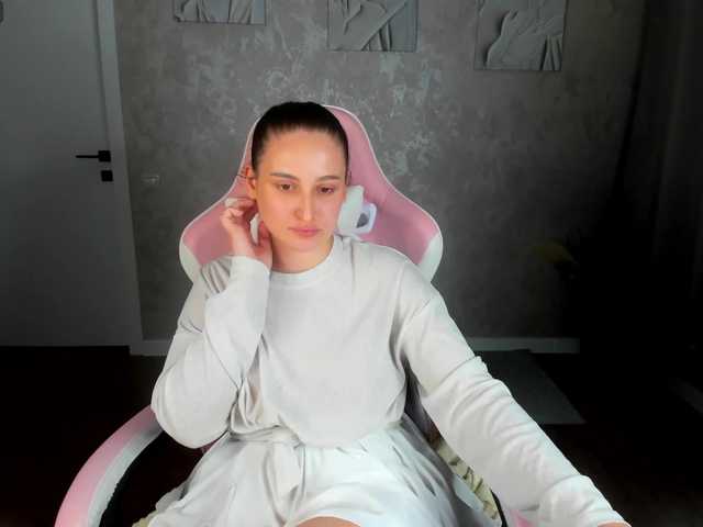 Elizabet-Collins live cam on BongaCams