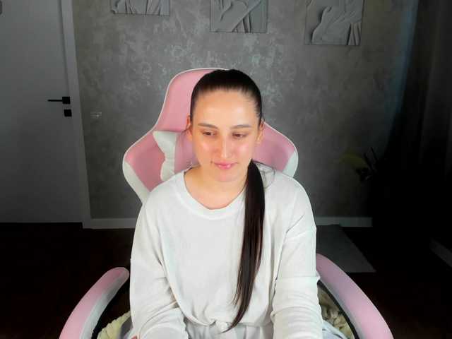 Elizabet-Collins live cam on BongaCams