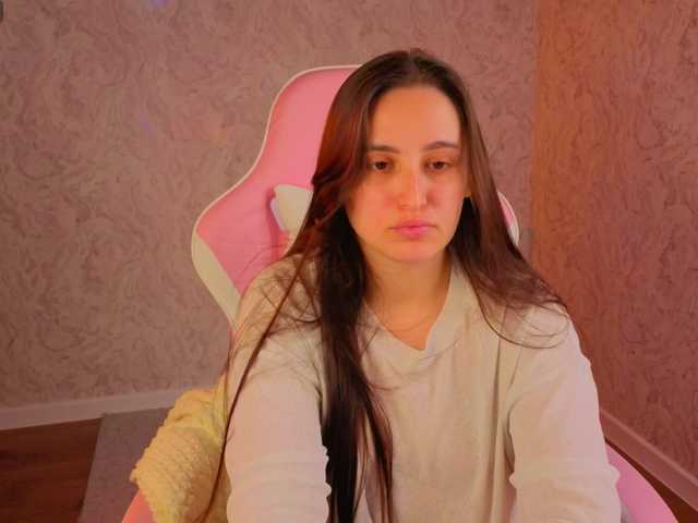 Elizabet-Collins webcam