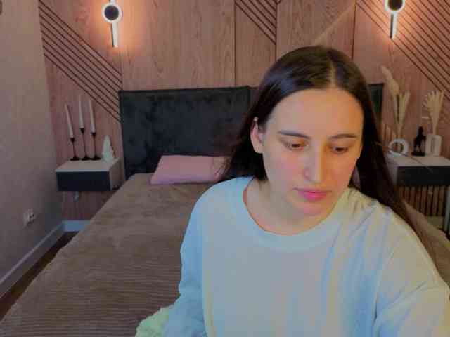 Elizabet-Collins webcam