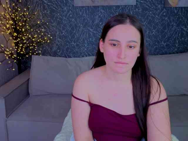Elizabet-Collins webcam