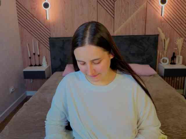Elizabet-Collins webcam
