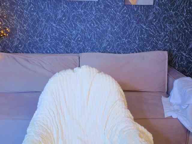 Elizabet-Collins webcam