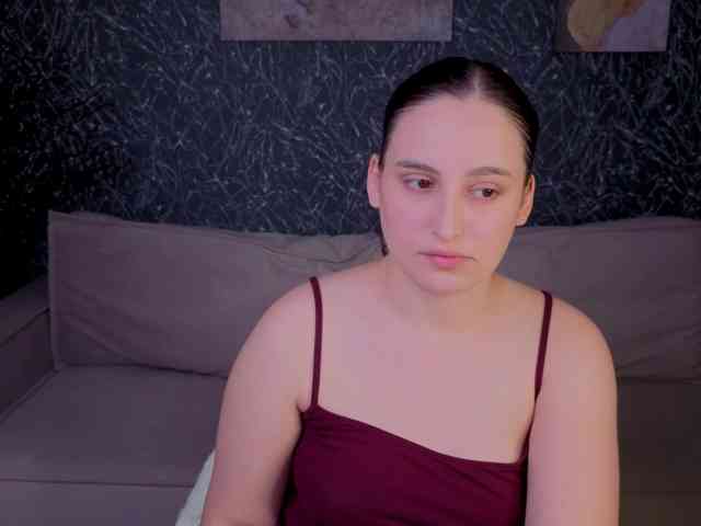 Elizabet-Collins webcam