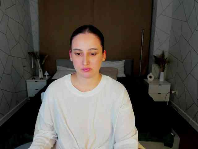 Elizabet-Collins webcam