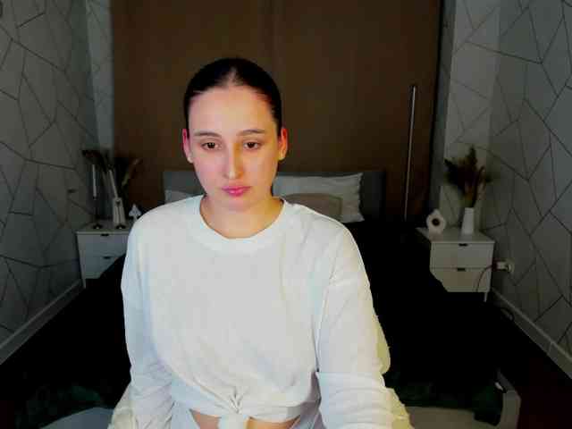Elizabet-Collins webcam