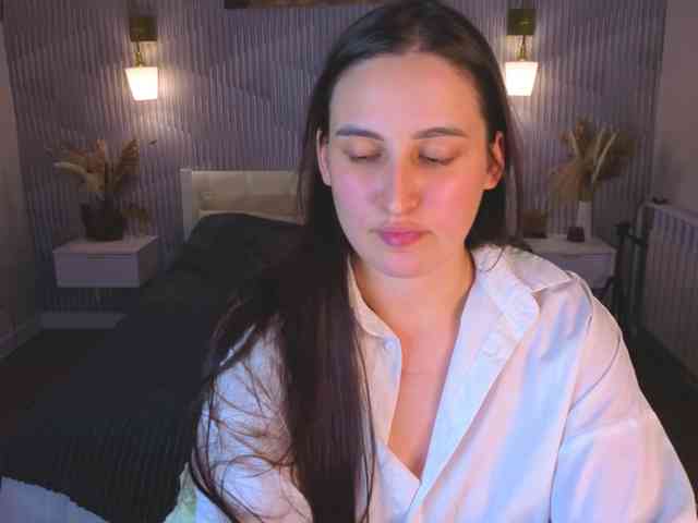 Elizabet-Collins webcam