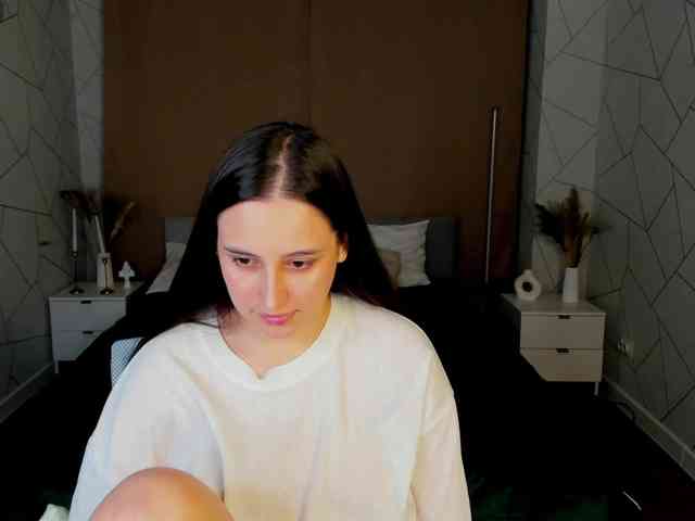 Elizabet-Collins webcam