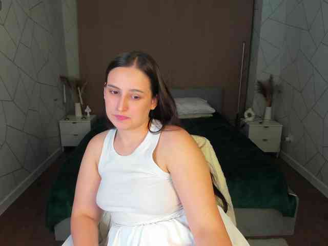 Elizabet-Collins webcam