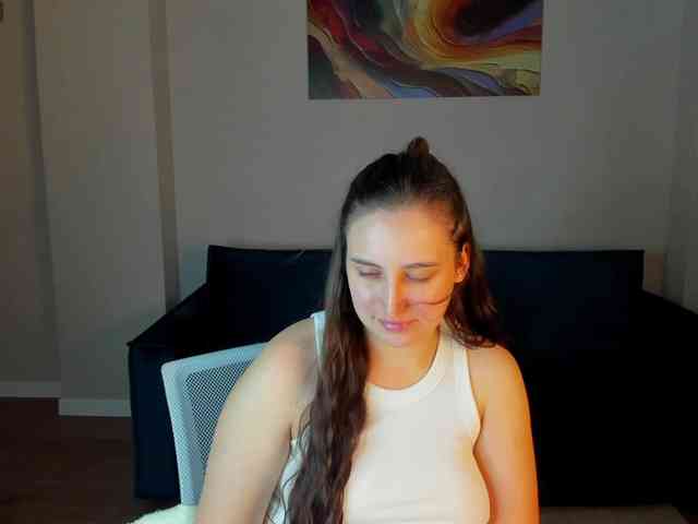 Elizabet-Collins webcam