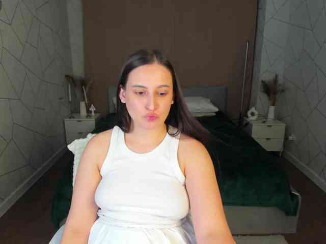 Elizabet-Collins webcam