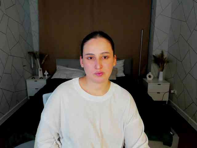 Elizabet-Collins webcam