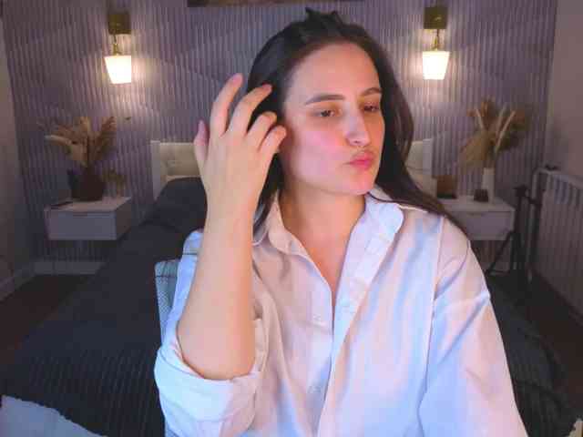 Elizabet-Collins webcam