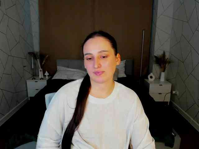 Elizabet-Collins webcam