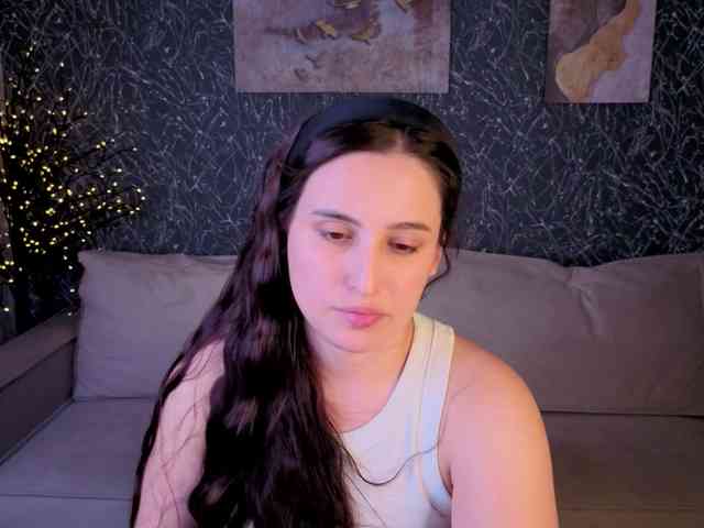 Elizabet-Collins webcam