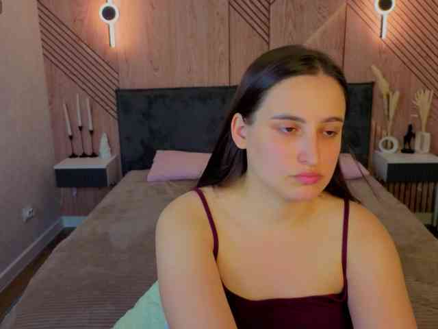 Elizabet-Collins webcam