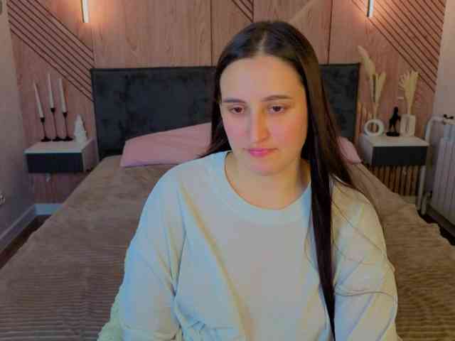 Elizabet-Collins webcam