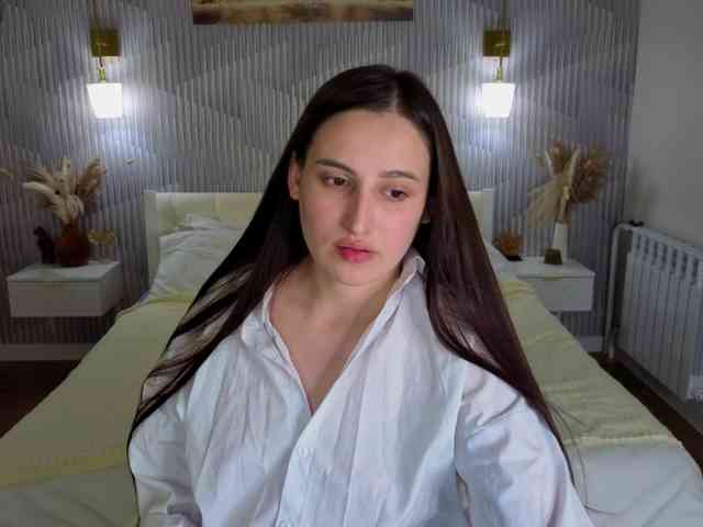 Elizabet-Collins webcam