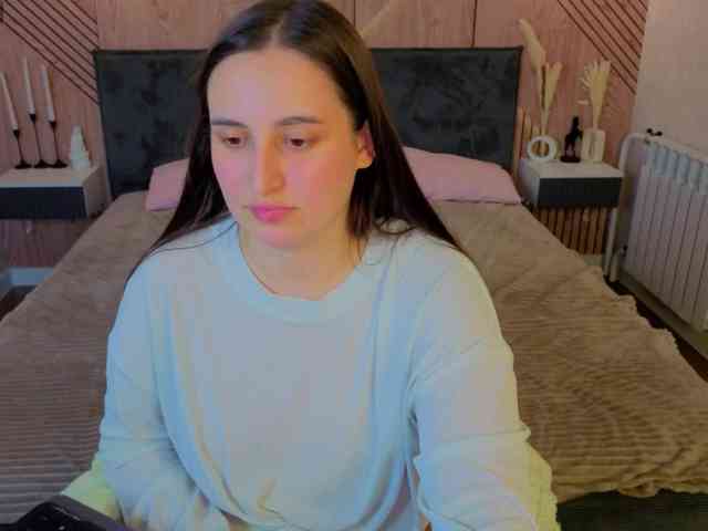 Elizabet-Collins webcam