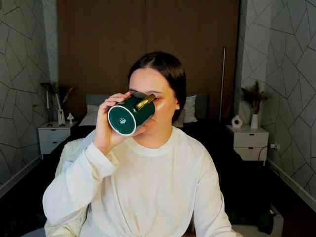 Elizabet-Collins webcam