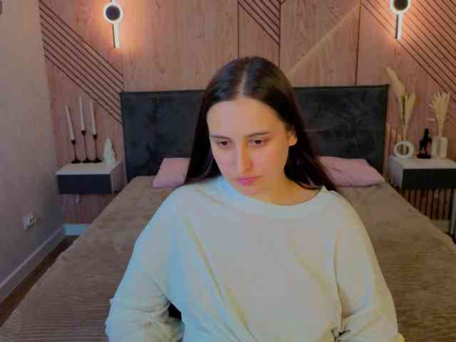 Elizabet-Collins webcam