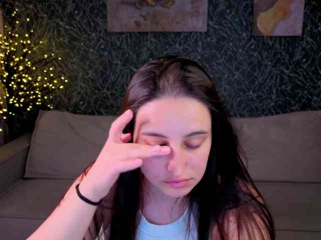 Elizabet-Collins webcam
