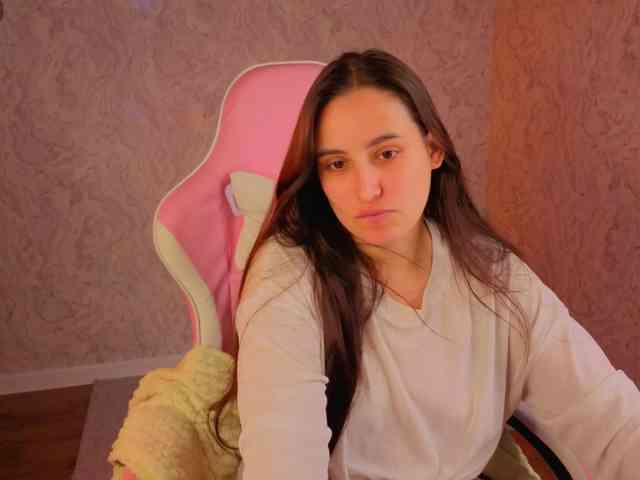 Elizabet-Collins webcam