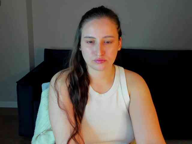 Elizabet-Collins webcam