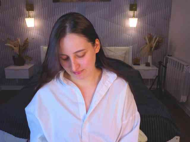 Elizabet-Collins webcam