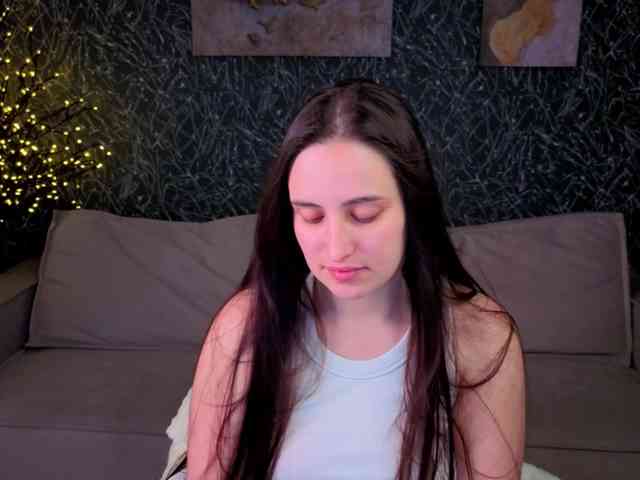 Elizabet-Collins webcam